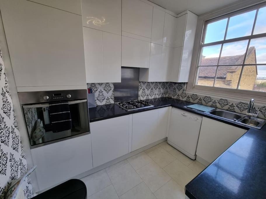 Beautiful Apartment In The Heart Of Rochester Rochester  Eksteriør billede
