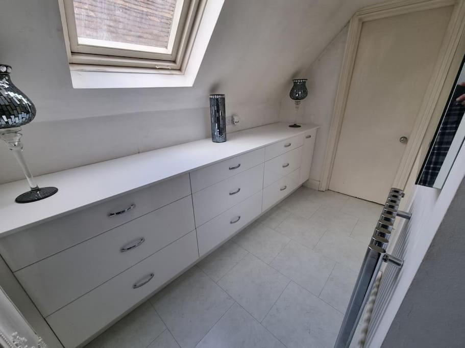 Beautiful Apartment In The Heart Of Rochester Rochester  Eksteriør billede