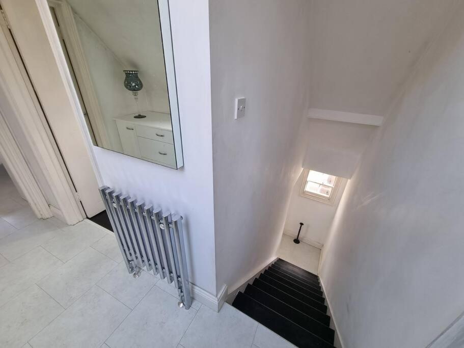Beautiful Apartment In The Heart Of Rochester Rochester  Eksteriør billede
