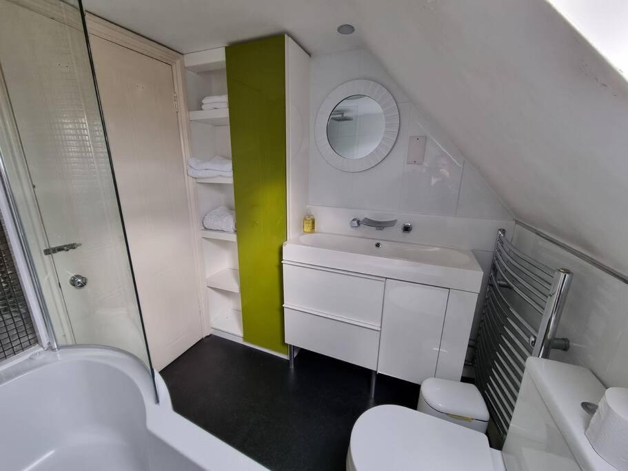 Beautiful Apartment In The Heart Of Rochester Rochester  Eksteriør billede