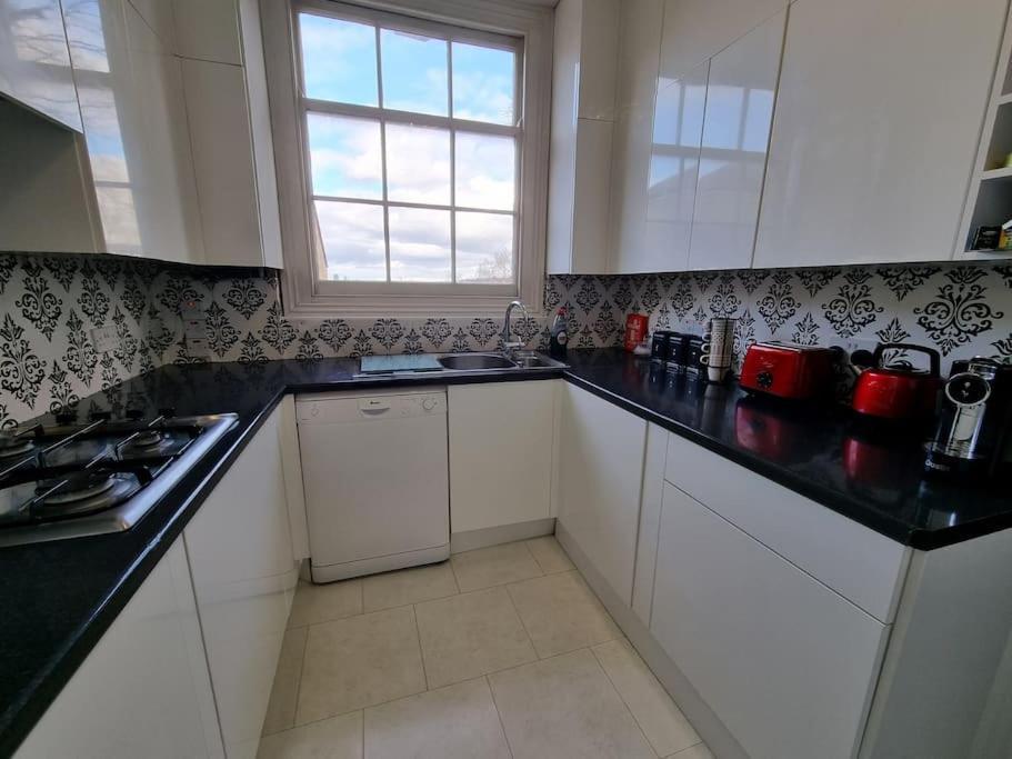 Beautiful Apartment In The Heart Of Rochester Rochester  Eksteriør billede